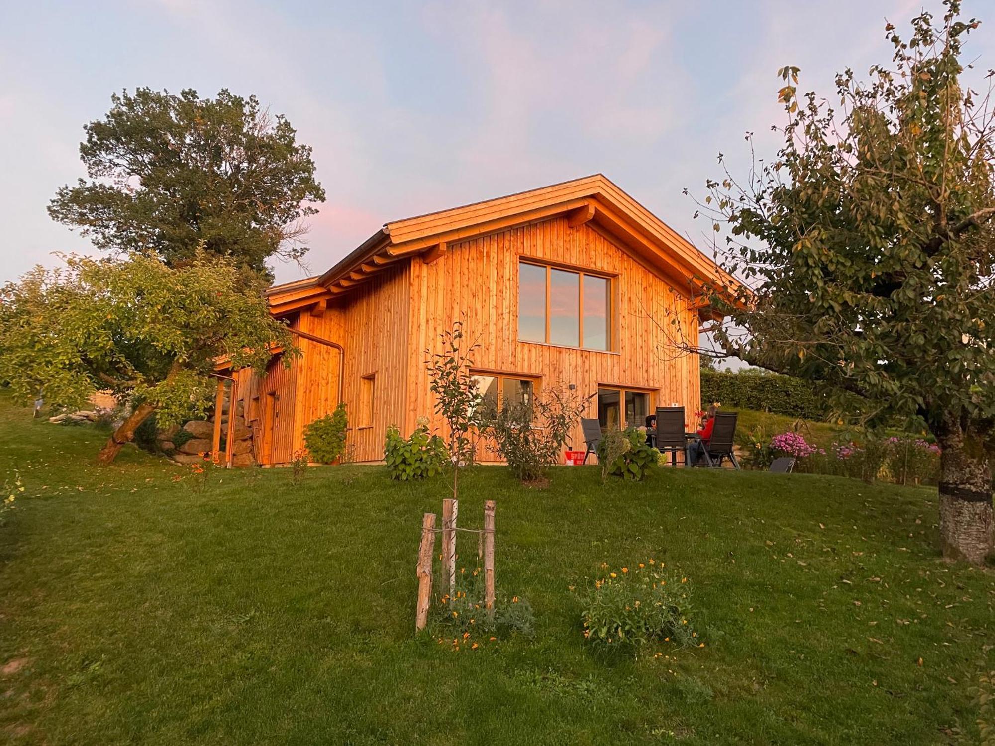 Bayerwald Chalet Kaitersberg Mit Sauna, Sonnenterrasse Und Garten Arnbruck Exterior photo